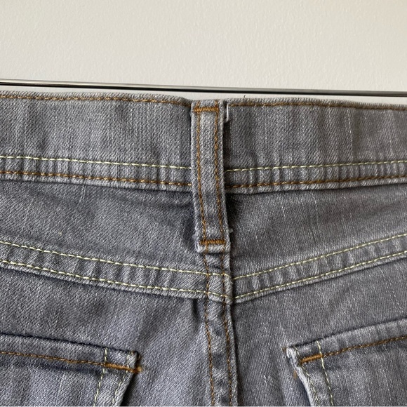 Patagonia Women’s Denim Shorties Size 28 Light Grey Wash - Picture 5 of 14